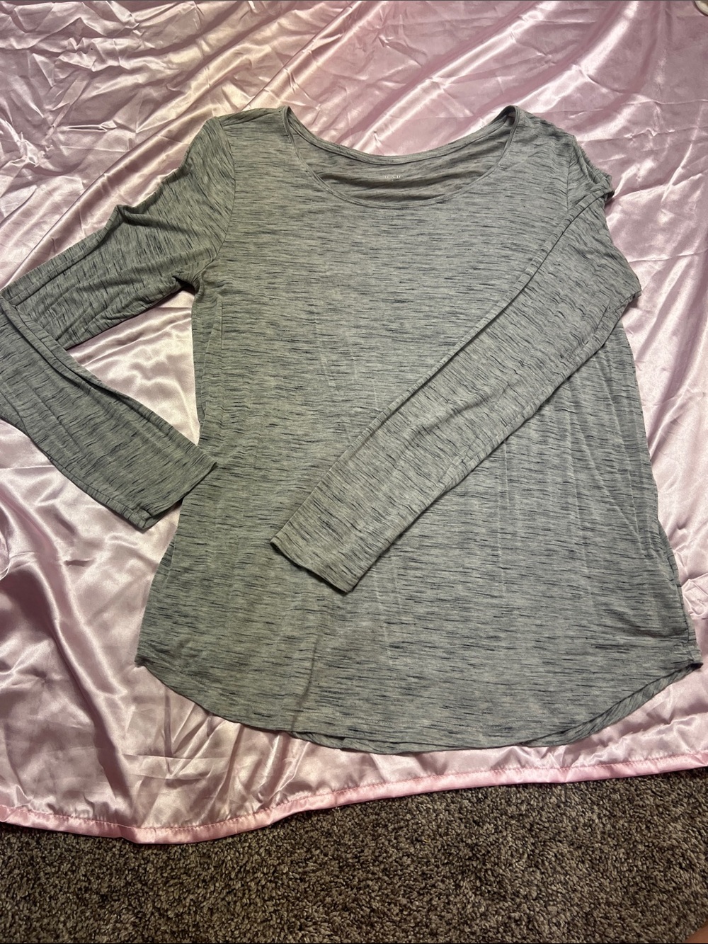 GAP Women's Heather Gray Long Sleeve Scoop Neck Top